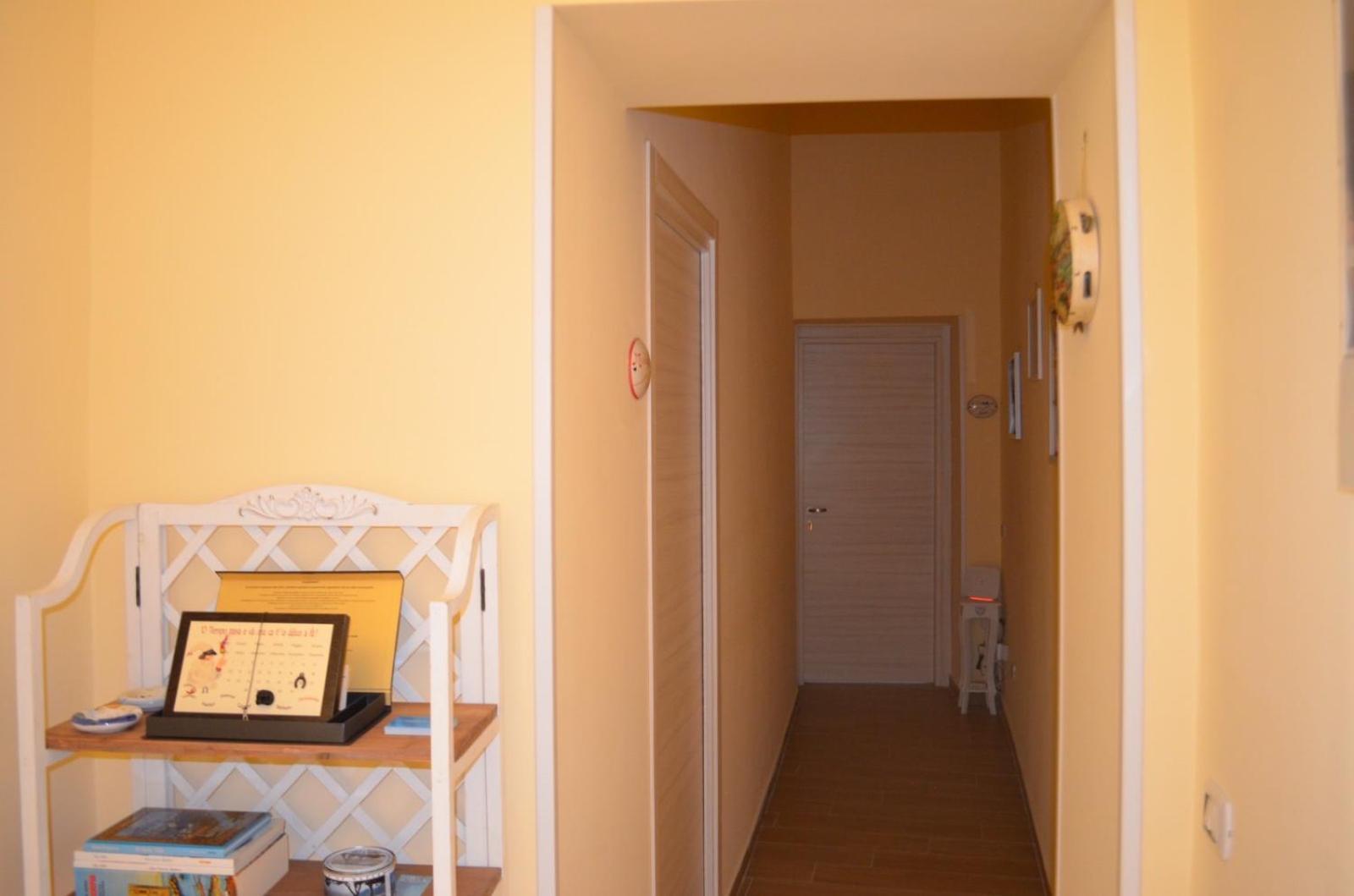 Solemare Musica & Poesia Apartment Наполи Екстериор снимка
