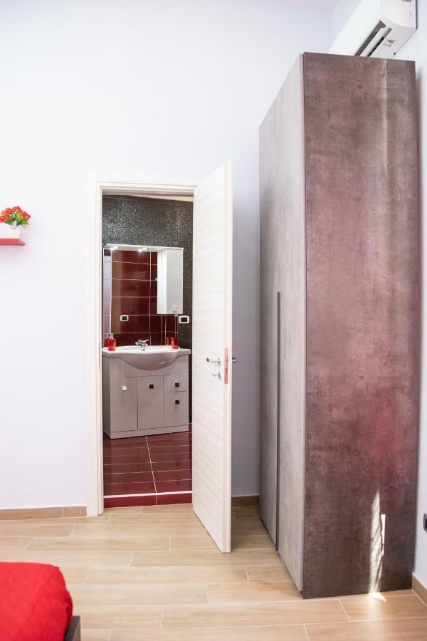 Solemare Musica & Poesia Apartment Наполи Екстериор снимка